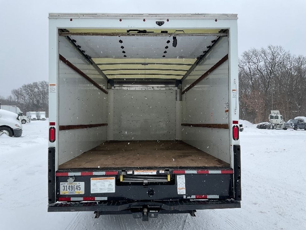 Light Duty Box Truck-Light and Medium Duty Trucks-GMC-2021-Savana G33903-Muskegon-MI-111,959\n\t\tmiles-$ 27,750 - Image 7