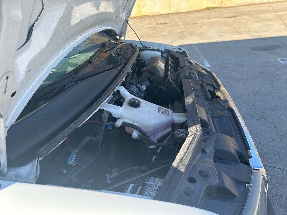 Light Duty Box Truck-Light and Medium Duty Trucks-GMC-2021-Savana G33903-Nashville (Mount Juliet)-TN-100,140\n\t\tmiles-$ 30,750 - Image 23