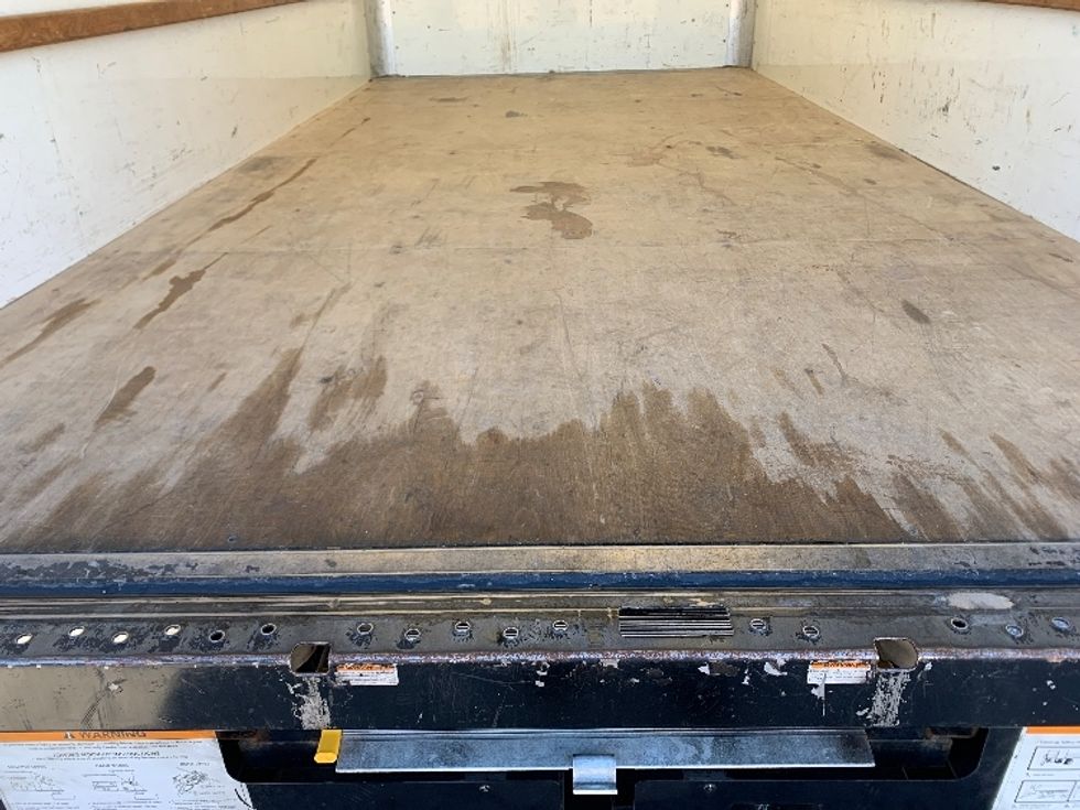 Light Duty Box Truck-Light and Medium Duty Trucks-GMC-2021-Savana G33903-Nashville (Mount Juliet)-TN-103,539\n\t\tmiles-$ 30,250 - Image 10