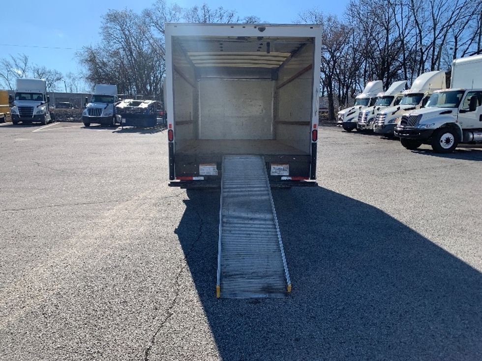 Light Duty Box Truck-Light and Medium Duty Trucks-GMC-2021-Savana G33903-Nashville (Mount Juliet)-TN-103,539\n\t\tmiles-$ 30,250 - Image 9