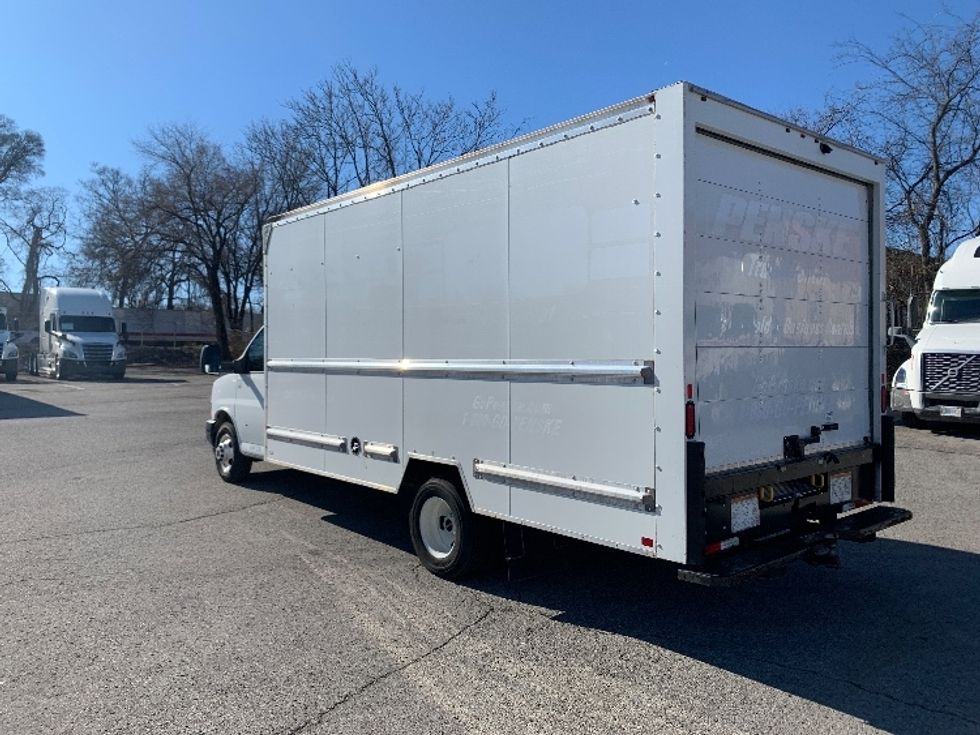 Light Duty Box Truck-Light and Medium Duty Trucks-GMC-2021-Savana G33903-Nashville (Mount Juliet)-TN-103,539\n\t\tmiles-$ 30,250 - Image 6