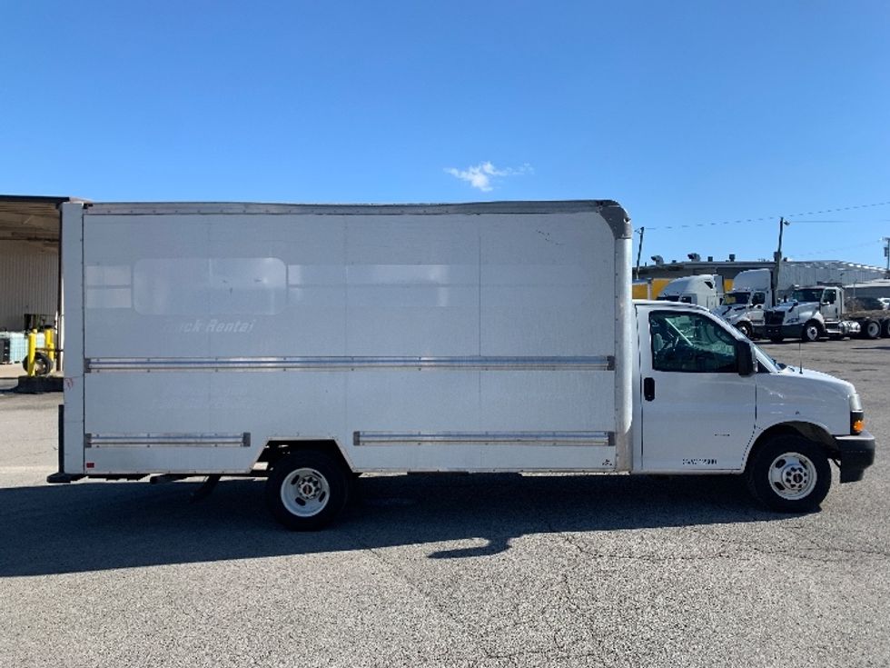 Light Duty Box Truck-Light and Medium Duty Trucks-GMC-2021-Savana G33903-Nashville (Mount Juliet)-TN-103,539\n\t\tmiles-$ 30,250 - Image 15