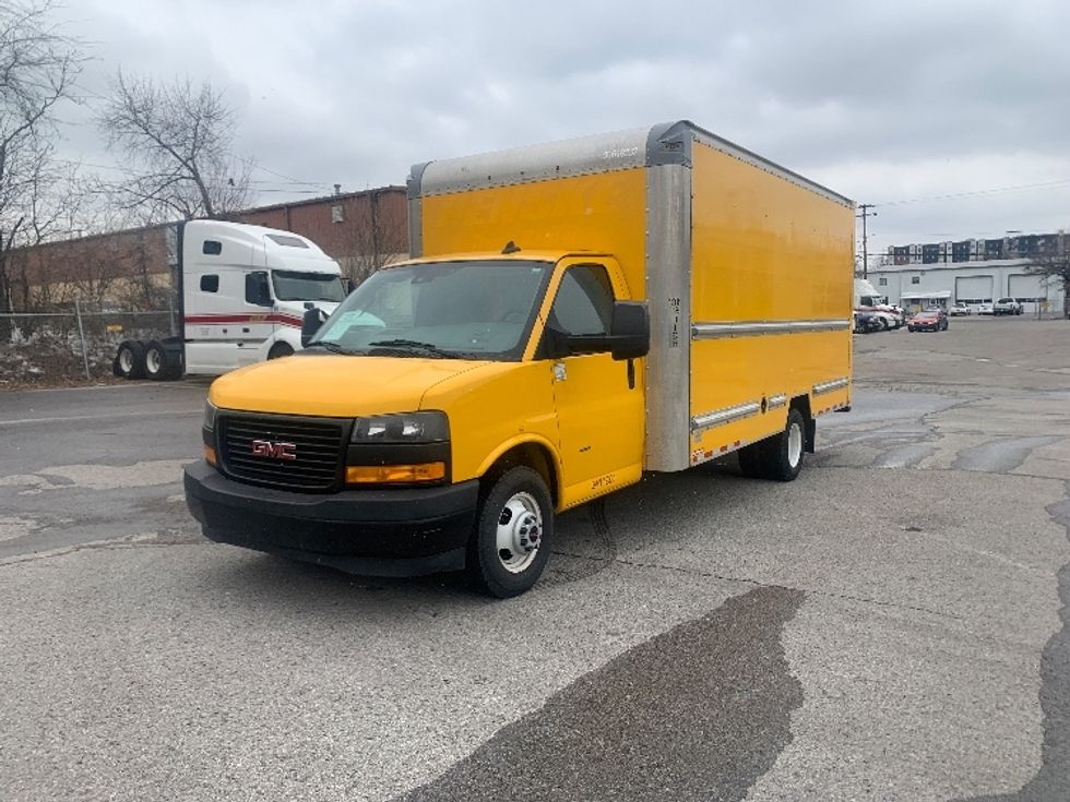Light Duty Box Truck-Light and Medium Duty Trucks-GMC-2021-Savana G33903-Nashville (Mount Juliet)-TN-105,130\n\t\tmiles-$ 27,000 - Image 3