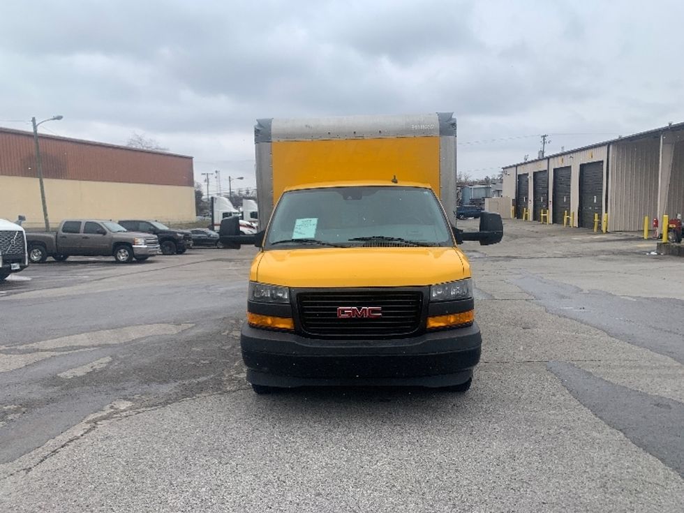 Light Duty Box Truck-Light and Medium Duty Trucks-GMC-2021-Savana G33903-Nashville (Mount Juliet)-TN-105,130\n\t\tmiles-$ 27,000 - Image 2