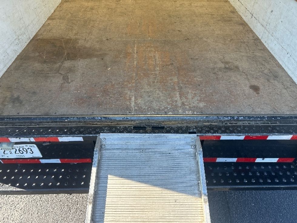 Light Duty Box Truck-Light and Medium Duty Trucks-GMC-2021-Savana G33903-Nashville (Mount Juliet)-TN-105,237\n\t\tmiles-$ 30,000 - Image 10