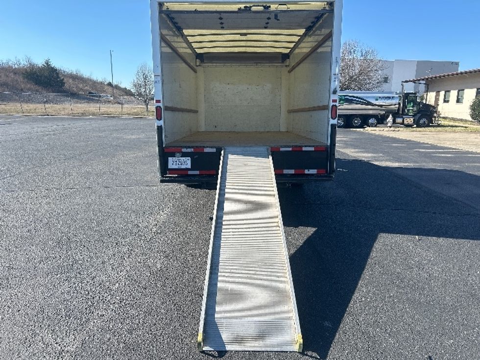 Light Duty Box Truck-Light and Medium Duty Trucks-GMC-2021-Savana G33903-Nashville (Mount Juliet)-TN-105,237\n\t\tmiles-$ 30,000 - Image 9