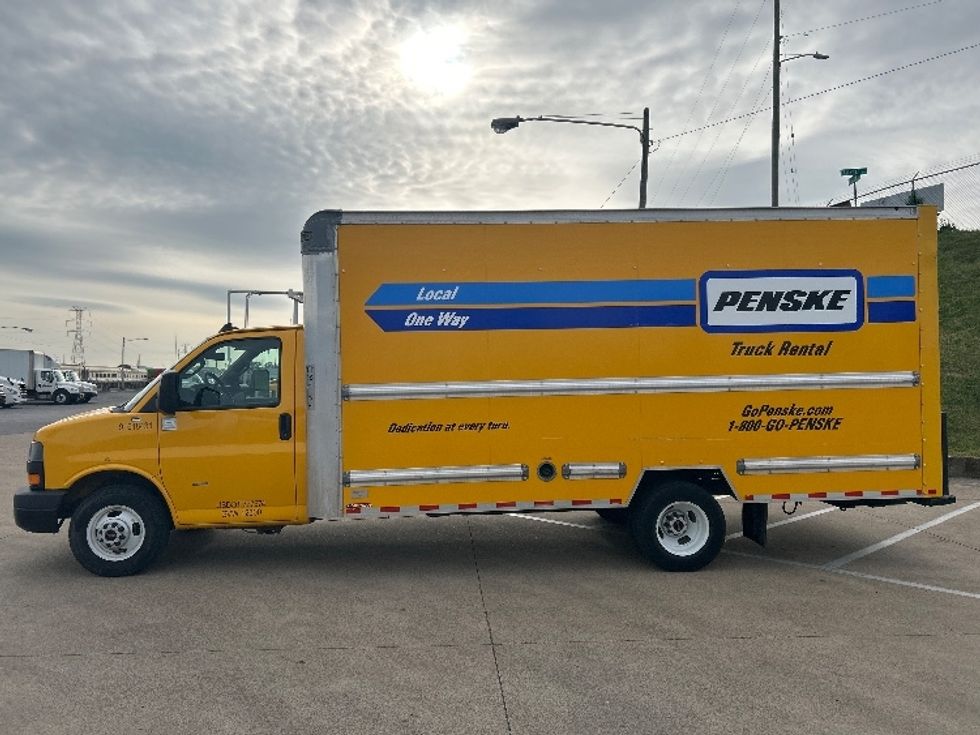 Light Duty Box Truck-Light and Medium Duty Trucks-GMC-2021-Savana G33903-Nashville (Mount Juliet)-TN-76,379\n\t\tmiles-$ 30,000 - Image 4