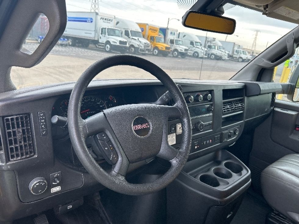 Light Duty Box Truck-Light and Medium Duty Trucks-GMC-2021-Savana G33903-Nashville (Mount Juliet)-TN-76,379\n\t\tmiles-$ 30,000 - Image 17