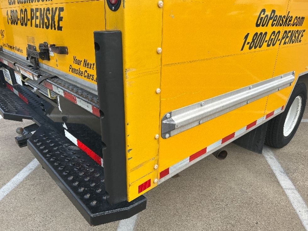 Light Duty Box Truck-Light and Medium Duty Trucks-GMC-2021-Savana G33903-Nashville (Mount Juliet)-TN-76,379\n\t\tmiles-$ 30,000 - Image 27