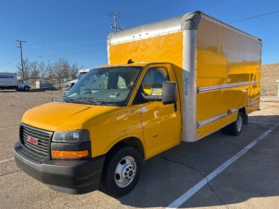 Light Duty Box Truck-Light and Medium Duty Trucks-GMC-2021-Savana G33903-Nashville (Mount Juliet)-TN-97,462\n\t\tmiles-$ 28,000 - Image 1