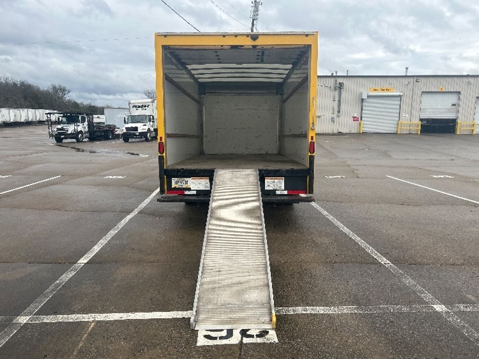 Light Duty Box Truck-Light and Medium Duty Trucks-GMC-2021-Savana G33903-Nashville (Mount Juliet)-TN-97,462\n\t\tmiles-$ 28,000 - Image 24