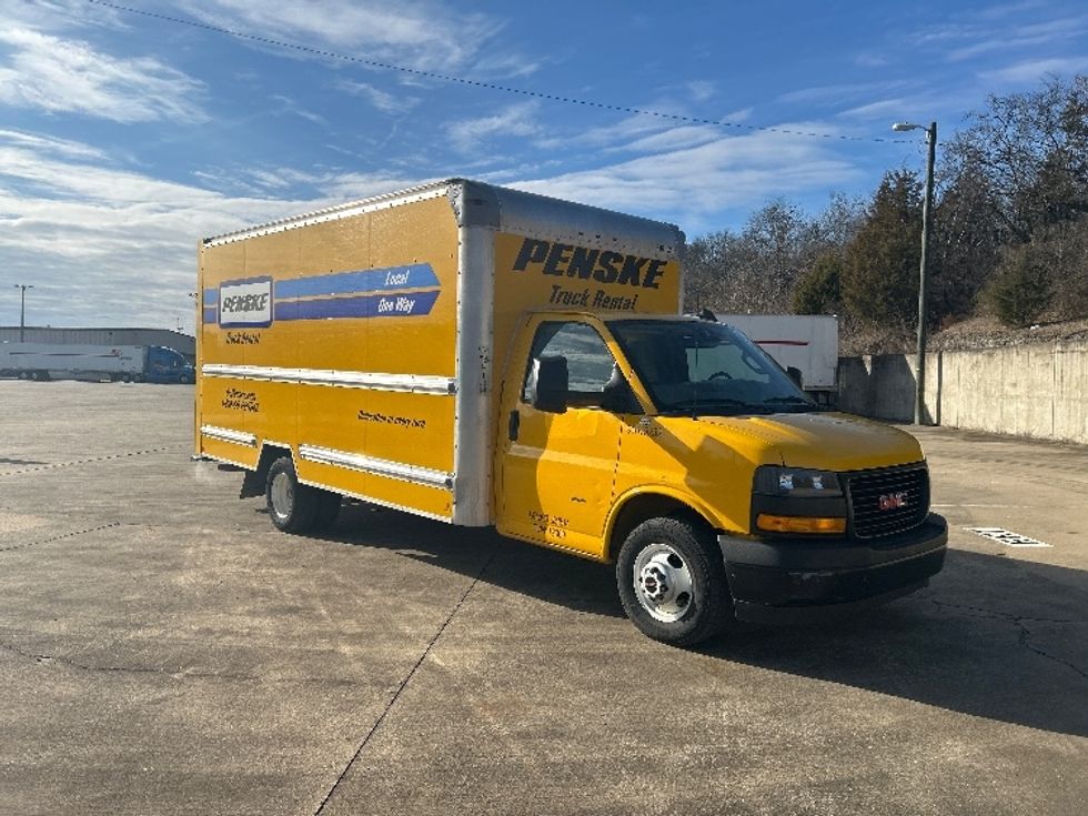 Light Duty Box Truck-Light and Medium Duty Trucks-GMC-2021-Savana G33903-Nashville-TN-107,275\n\t\tmiles-$ 26,750 - Image 1