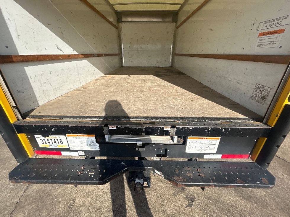 Light Duty Box Truck-Light and Medium Duty Trucks-GMC-2021-Savana G33903-Nashville-TN-107,275\n\t\tmiles-$ 26,750 - Image 10