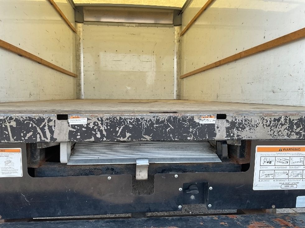 Light Duty Box Truck-Light and Medium Duty Trucks-GMC-2021-Savana G33903-Nashville-TN-92,061\n\t\tmiles-$ 31,750 - Image 10