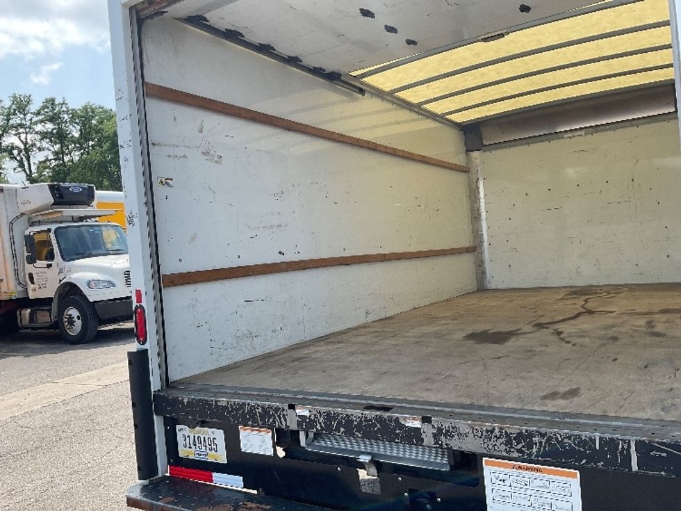 Light Duty Box Truck-Light and Medium Duty Trucks-GMC-2021-Savana G33903-Nashville-TN-92,061\n\t\tmiles-$ 31,750 - Image 11