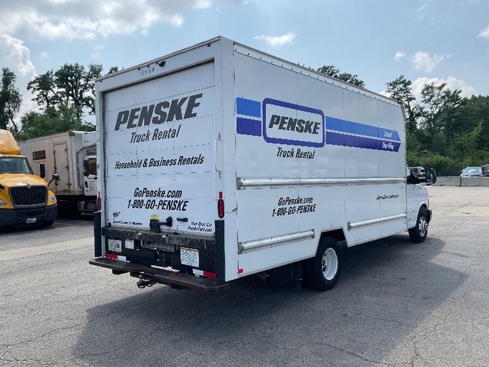 Light Duty Box Truck-Light and Medium Duty Trucks-GMC-2021-Savana G33903-Nashville-TN-92,061\n\t\tmiles-$ 31,750 - Image 13