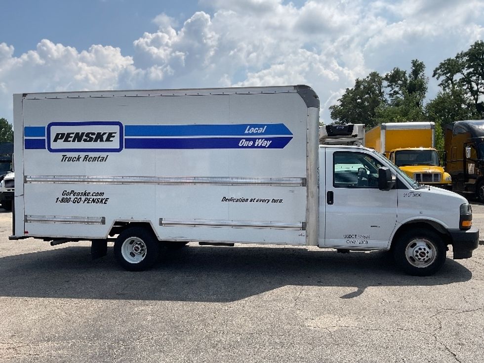 Light Duty Box Truck-Light and Medium Duty Trucks-GMC-2021-Savana G33903-Nashville-TN-92,061\n\t\tmiles-$ 31,750 - Image 15