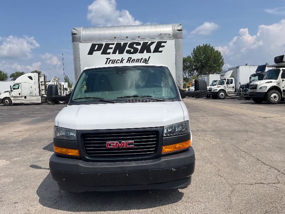 Light Duty Box Truck-Light and Medium Duty Trucks-GMC-2021-Savana G33903-Nashville-TN-92,061\n\t\tmiles-$ 31,750 - Image 2