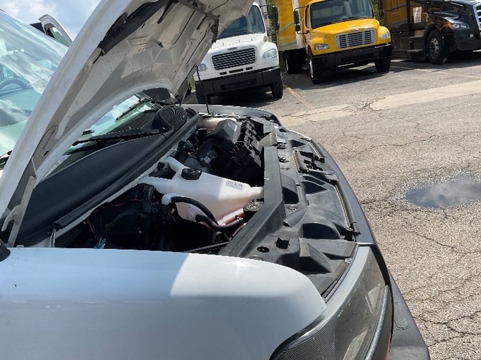 Light Duty Box Truck-Light and Medium Duty Trucks-GMC-2021-Savana G33903-Nashville-TN-92,061\n\t\tmiles-$ 31,750 - Image 23