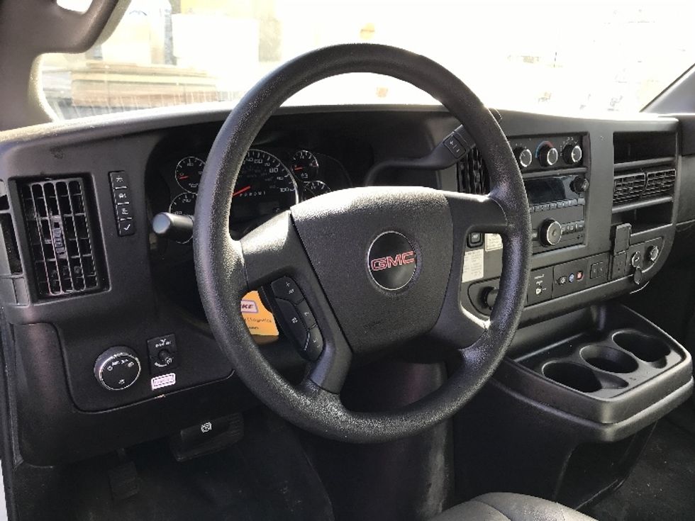 Light Duty Box Truck-Light and Medium Duty Trucks-GMC-2021-Savana G33903-National City-CA-106,844\n\t\tmiles-$ 29,000 - Image 17