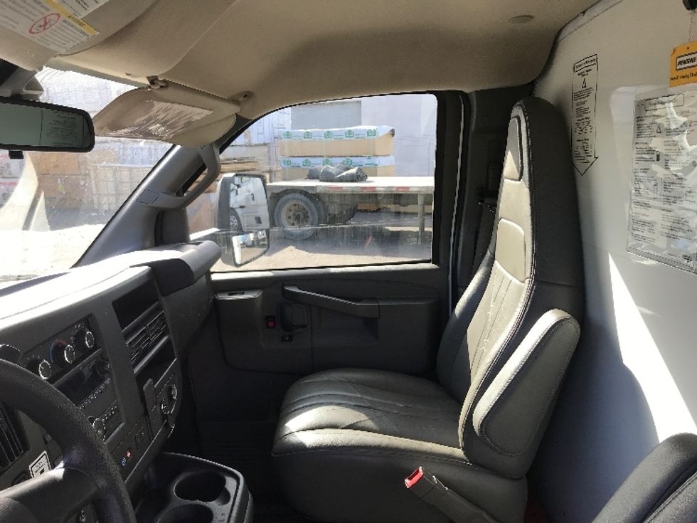 Light Duty Box Truck-Light and Medium Duty Trucks-GMC-2021-Savana G33903-National City-CA-106,844\n\t\tmiles-$ 29,000 - Image 19