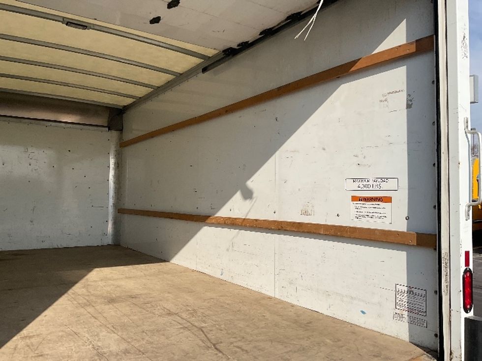 Light Duty Box Truck-Light and Medium Duty Trucks-GMC-2021-Savana G33903-Neenah-WI-86,512\n\t\tmiles-$ 29,000 - Image 11