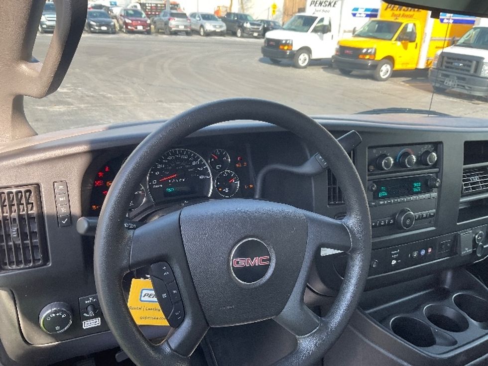 Light Duty Box Truck-Light and Medium Duty Trucks-GMC-2021-Savana G33903-Neenah-WI-86,512\n\t\tmiles-$ 29,000 - Image 16