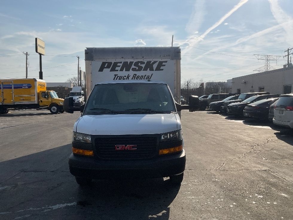 Light Duty Box Truck-Light and Medium Duty Trucks-GMC-2021-Savana G33903-Neenah-WI-86,512\n\t\tmiles-$ 29,000 - Image 2