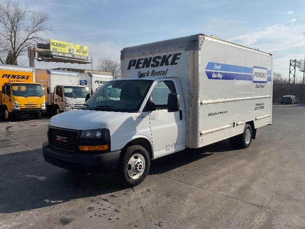 Light Duty Box Truck-Light and Medium Duty Trucks-GMC-2021-Savana G33903-Neenah-WI-86,512\n\t\tmiles-$ 29,000 - Image 3