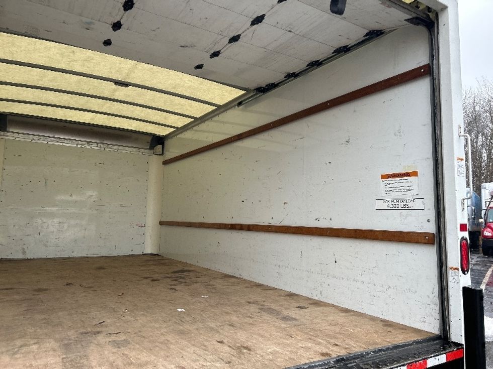 Light Duty Box Truck-Light and Medium Duty Trucks-GMC-2021-Savana G33903-New Bedford-MA-101,318\n\t\tmiles-$ 27,500 - Image 12