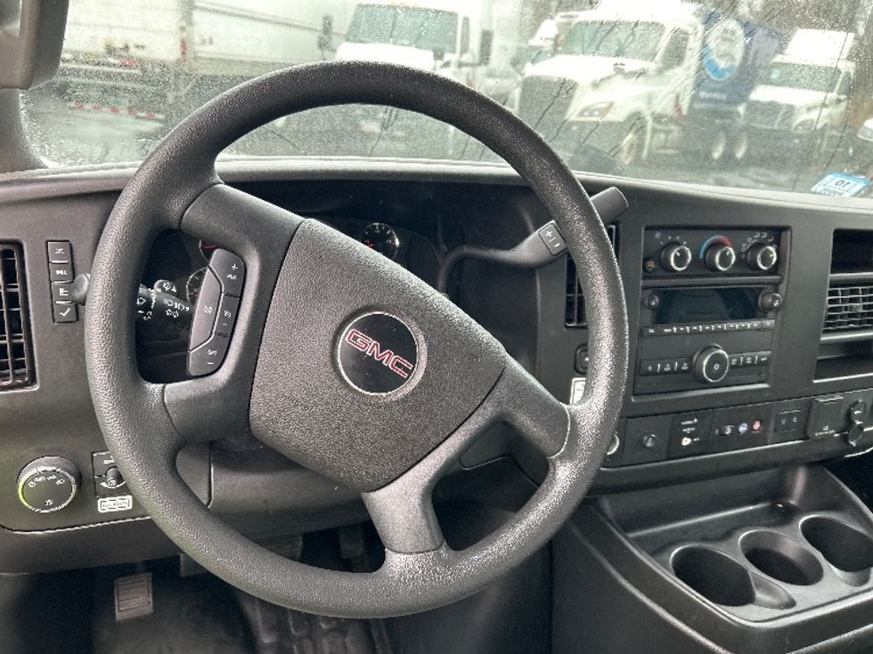 Light Duty Box Truck-Light and Medium Duty Trucks-GMC-2021-Savana G33903-New Bedford-MA-101,318\n\t\tmiles-$ 27,500 - Image 17