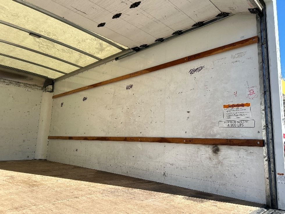 Light Duty Box Truck-Light and Medium Duty Trucks-GMC-2021-Savana G33903-New Bedford-MA-102,337\n\t\tmiles-$ 27,500 - Image 12