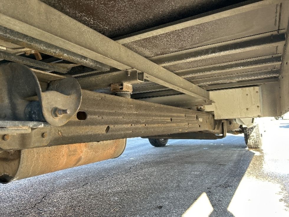 Light Duty Box Truck-Light and Medium Duty Trucks-GMC-2021-Savana G33903-New Bedford-MA-102,337\n\t\tmiles-$ 27,500 - Image 14