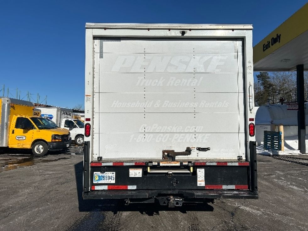 Light Duty Box Truck-Light and Medium Duty Trucks-GMC-2021-Savana G33903-New Bedford-MA-102,337\n\t\tmiles-$ 27,500 - Image 7