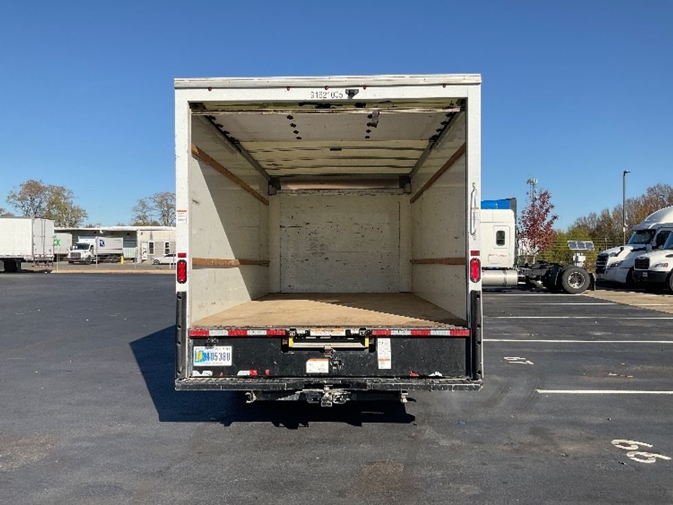 Light Duty Box Truck-Light and Medium Duty Trucks-GMC-2021-Savana G33903-New Castle-DE-60,586\n\t\tmiles-$ 39,250 - Image 8