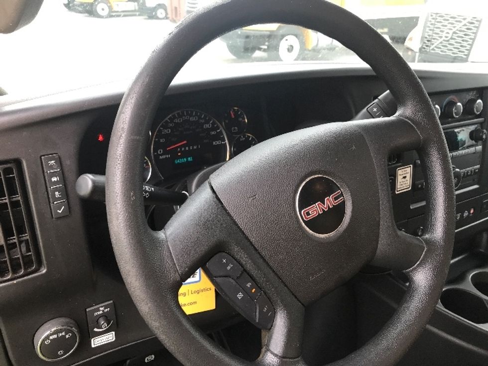 Light Duty Box Truck-Light and Medium Duty Trucks-GMC-2021-Savana G33903-New Castle-DE-64,359\n\t\tmiles-$ 34,000 - Image 17