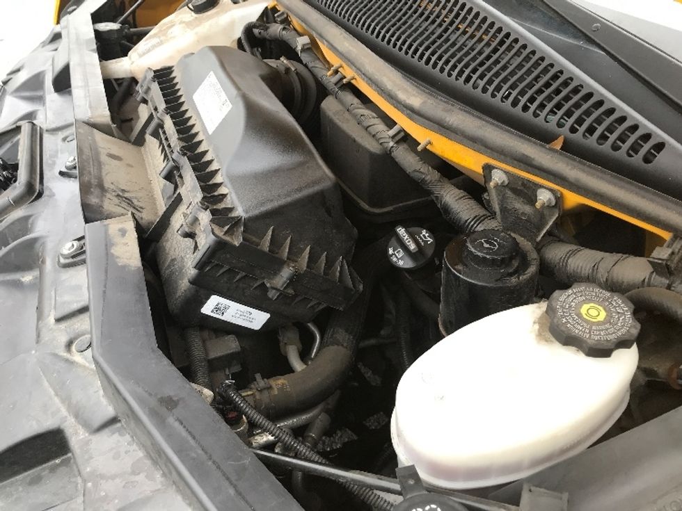 Light Duty Box Truck-Light and Medium Duty Trucks-GMC-2021-Savana G33903-New Castle-DE-64,359\n\t\tmiles-$ 34,000 - Image 24