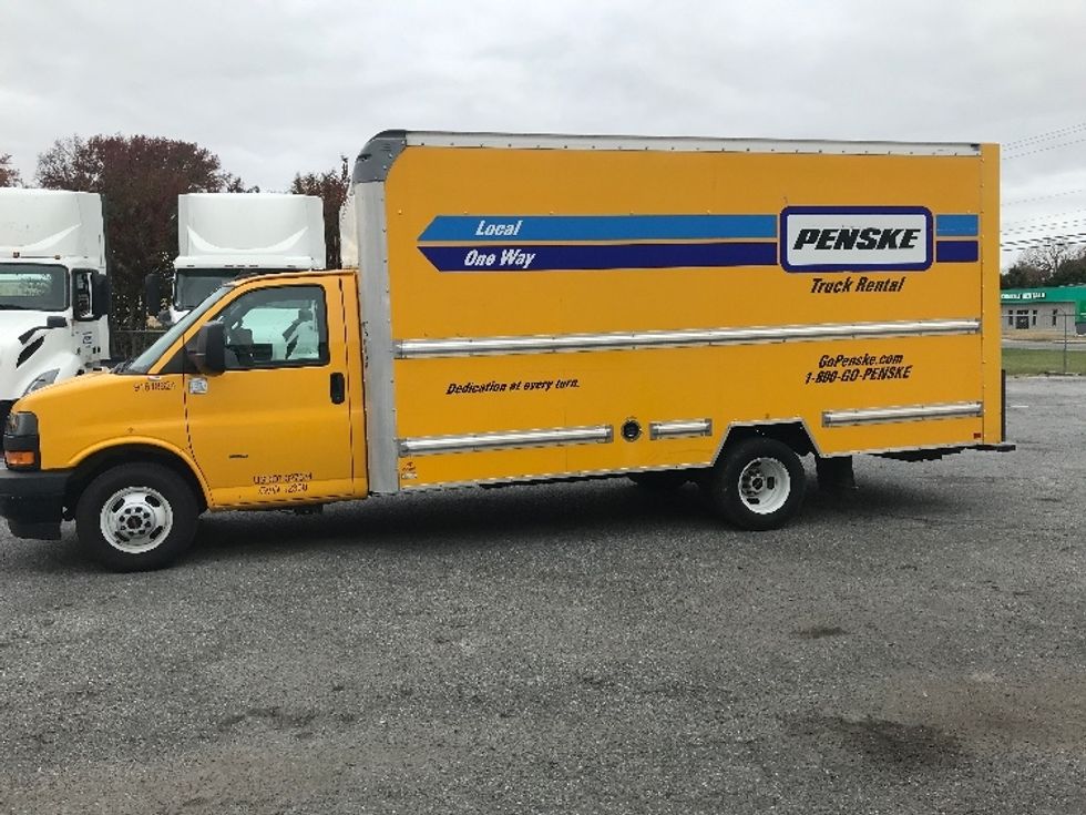 Light Duty Box Truck-Light and Medium Duty Trucks-GMC-2021-Savana G33903-New Castle-DE-64,359\n\t\tmiles-$ 34,000 - Image 4
