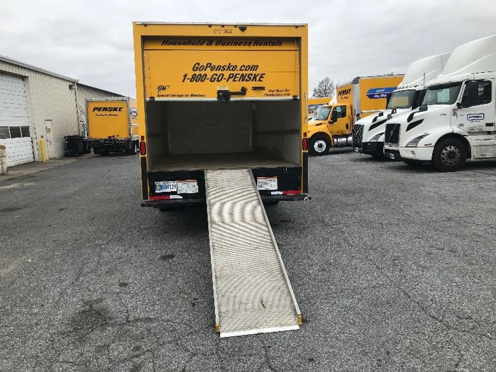 Light Duty Box Truck-Light and Medium Duty Trucks-GMC-2021-Savana G33903-New Castle-DE-64,359\n\t\tmiles-$ 34,000 - Image 9