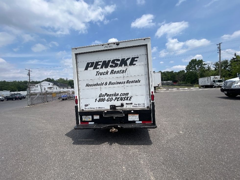 Light Duty Box Truck-Light and Medium Duty Trucks-GMC-2021-Savana G33903-New Castle-DE-84,564\n\t\tmiles-$ 30,250 - Image 6