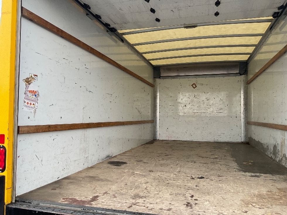 Light Duty Box Truck-Light and Medium Duty Trucks-GMC-2021-Savana G33903-New Castle-DE-86,573\n\t\tmiles-$ 27,250 - Image 11