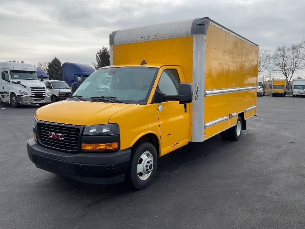 Light Duty Box Truck-Light and Medium Duty Trucks-GMC-2021-Savana G33903-New Castle-DE-86,573\n\t\tmiles-$ 27,250 - Image 3