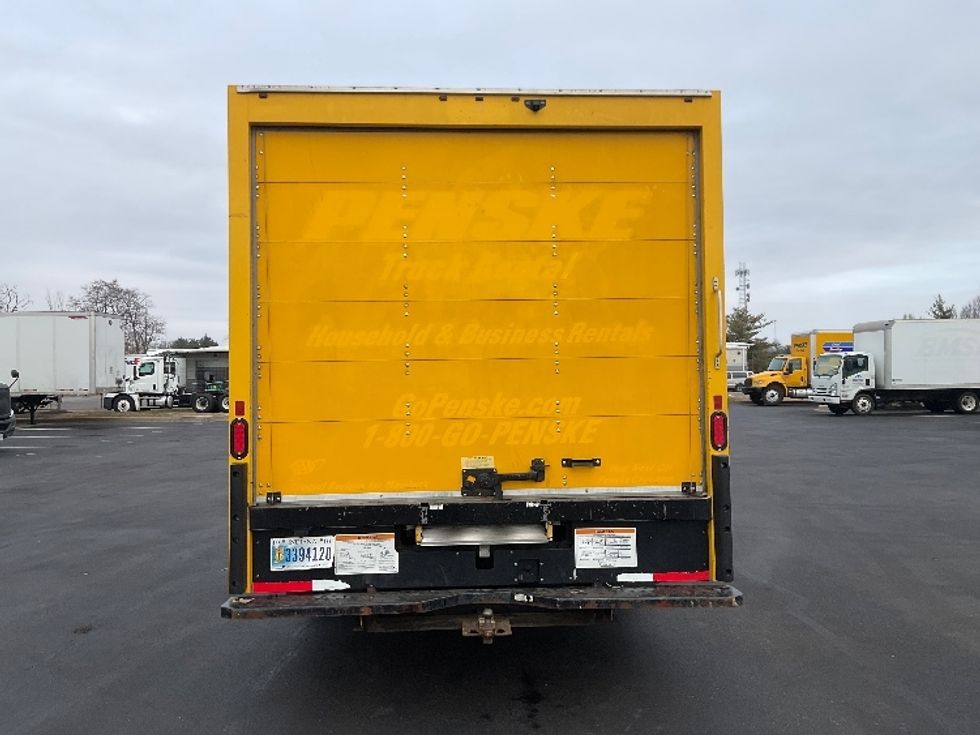 Light Duty Box Truck-Light and Medium Duty Trucks-GMC-2021-Savana G33903-New Castle-DE-86,573\n\t\tmiles-$ 27,250 - Image 7