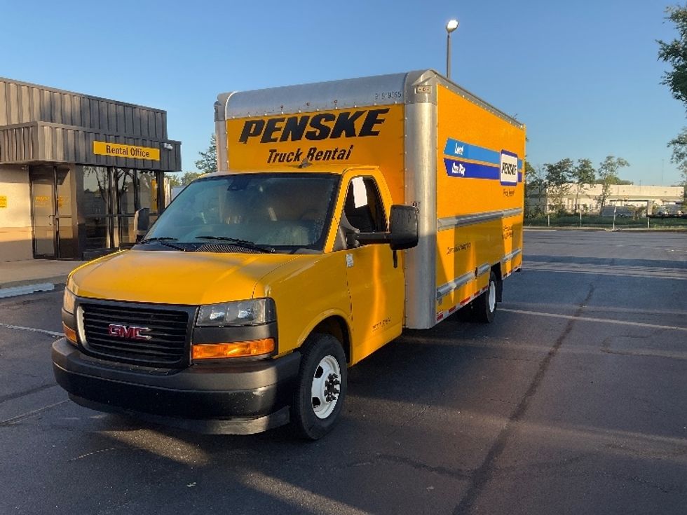 Light Duty Box Truck-Light and Medium Duty Trucks-GMC-2021-Savana G33903-New Castle-DE-92,880\n\t\tmiles-$ 25,000 - Image 3
