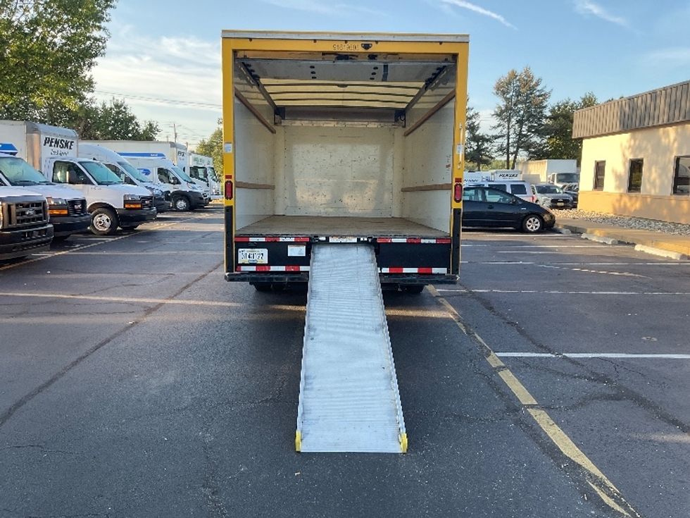 Light Duty Box Truck-Light and Medium Duty Trucks-GMC-2021-Savana G33903-New Castle-DE-92,880\n\t\tmiles-$ 25,000 - Image 9