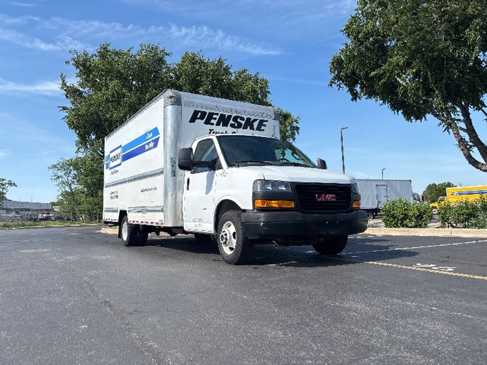 Light Duty Box Truck-Light and Medium Duty Trucks-GMC-2021-Savana G33903-New Castle-DE-93,456\n\t\tmiles-$ 27,750 - Image 1