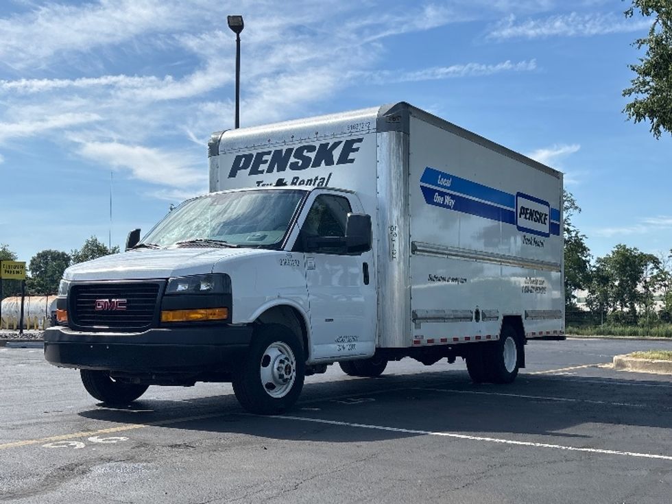 Light Duty Box Truck-Light and Medium Duty Trucks-GMC-2021-Savana G33903-New Castle-DE-93,456\n\t\tmiles-$ 27,750 - Image 3