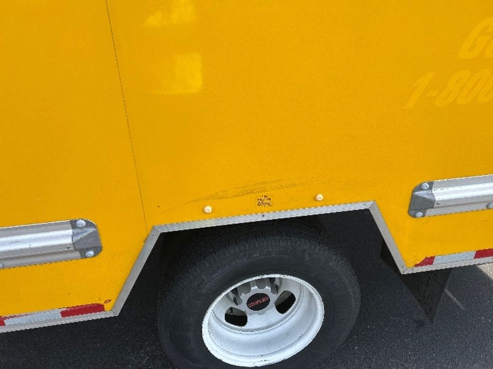 Light Duty Box Truck-Light and Medium Duty Trucks-GMC-2021-Savana G33903-New Castle-DE-99,835\n\t\tmiles-$ 25,750 - Image 25