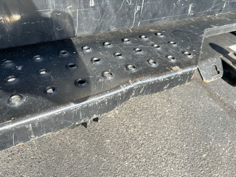 Light Duty Box Truck-Light and Medium Duty Trucks-GMC-2021-Savana G33903-New Castle-DE-99,835\n\t\tmiles-$ 25,750 - Image 26