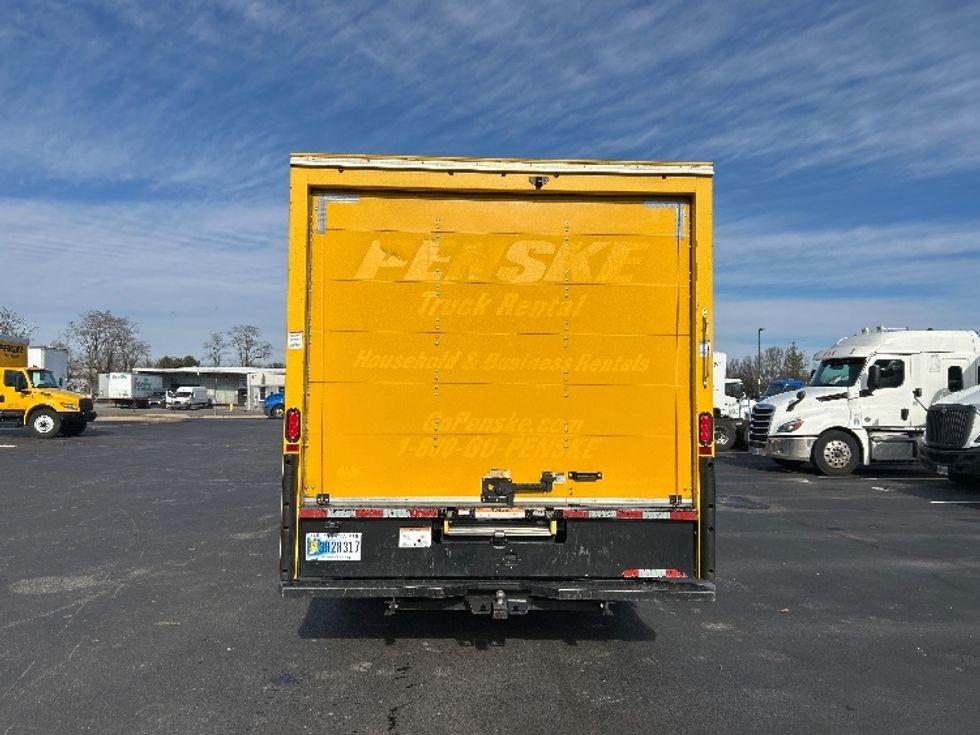 Light Duty Box Truck-Light and Medium Duty Trucks-GMC-2021-Savana G33903-New Castle-DE-99,835\n\t\tmiles-$ 25,750 - Image 7